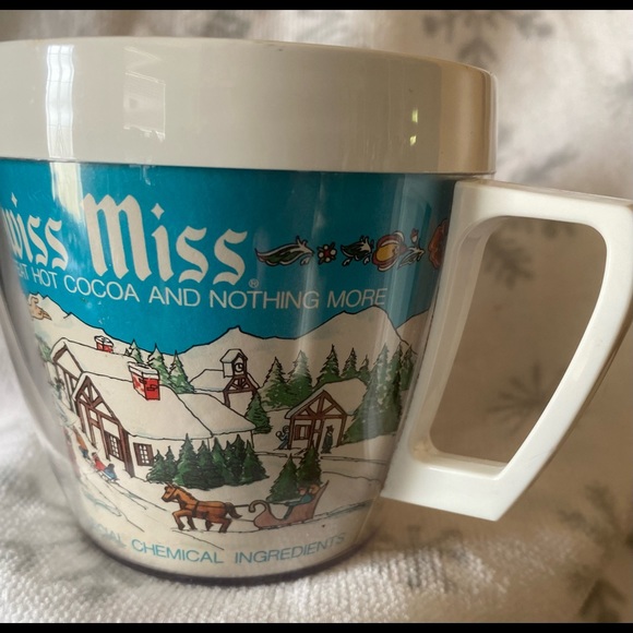 Vintage 8 oz. Swiss Miss Hot Chocolate Cup! - Picture 2 of 6